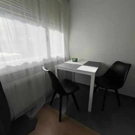 Suesse Naehe Der Aare Und Zentrum * 伯尔尼